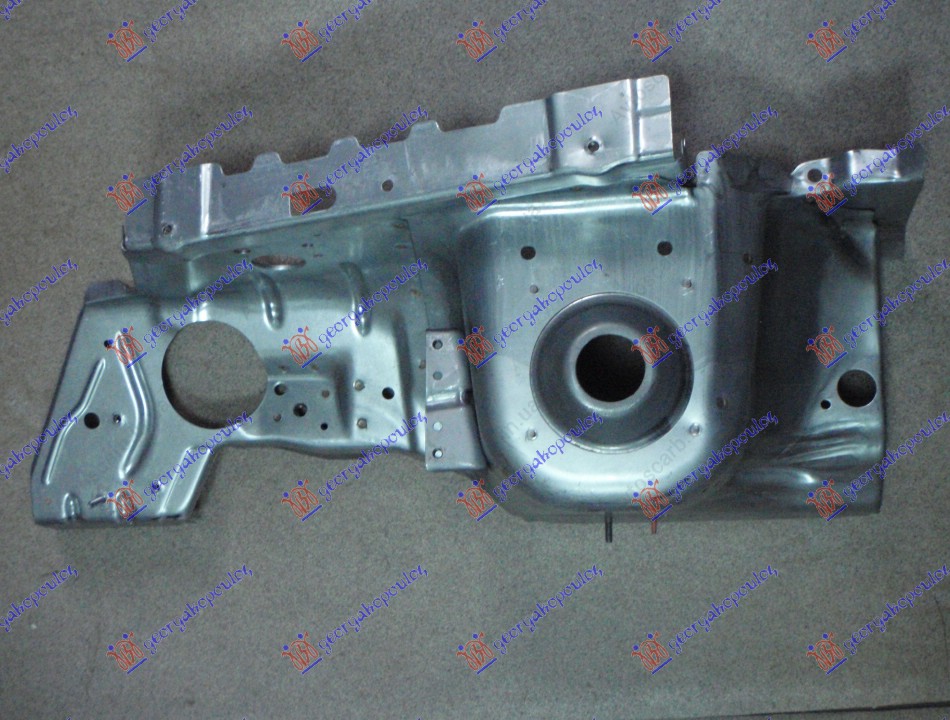 FRONT WHEEL HOUSE (O)